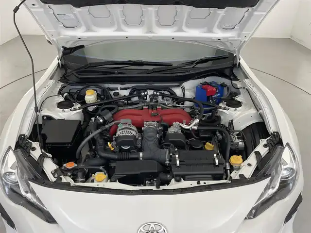 トヨタ ８６ GT 滋賀県 2021(令3)年 1万km クリスタルホワイトパール モデリスタエアロ/純正ナビ/CD/DVD/Bluetooth/フルセグTV/バックカメラ/クルーズコントロール/ETC/ドライブレコーダー/LEDヘッドライト/オートライト/純正アルミホイール