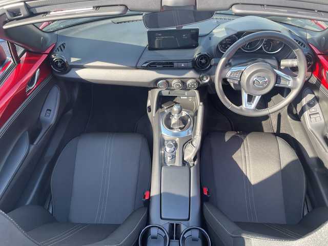 マツダ ロードスター S 三重県 2024(令6)年 0.2万km ソウルレッドクリスタルM 登録時2061km/ワンオーナー/禁煙車/純正ナビ/・Bluetooth・AM/FM/前方ドラレコ/ステアリングスイッチ/AUTOライト/オートマチックハイビーム/AUTOワイパー/コーナーセンサー/プッシュスタート/スマートキー/スペアキー/純正16インチアルミホイール
