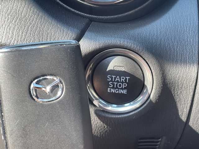 マツダ ロードスター S 三重県 2024(令6)年 0.2万km ソウルレッドクリスタルM 登録時2061km/ワンオーナー/禁煙車/純正ナビ/・Bluetooth・AM/FM/前方ドラレコ/ステアリングスイッチ/AUTOライト/オートマチックハイビーム/AUTOワイパー/コーナーセンサー/プッシュスタート/スマートキー/スペアキー/純正16インチアルミホイール