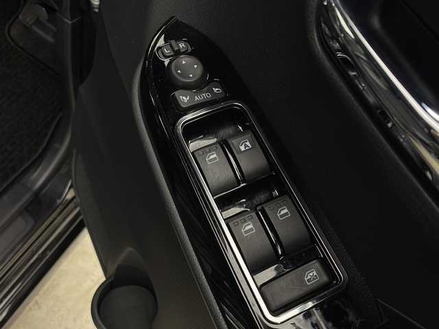 ダイハツ タント カスタム RS スタイルセレクション 秋田県 2021(令3)年 4.6万km ブラックマイカメタリック 4WD/ワンオーナー /純正ナビ /フルセグTV/純正ETC /バックカメラ/純正12.8インチ後席モニター /純正エンジンスターター /純正AW /ハーフレザーシート /純正ドライブレコーダー/LEDヘッドライト/LEDフォグライト/取扱説明書/保証書/スマートキー/スペアキー有/純正フロアマット/純正LEDルームランプ/両側パワースライドドア/オートエアコン/前席シートヒーター/ステアリングリモコン/オートライト/PWR/クルーズコントロール/革巻きステアリング/衝突被害軽減システム/クリアランスソナー/横滑り防止装置/アイドリングストップ/電格ミラー/プッシュスタート/リアサンシェード/サイドバイザー/ウィンカーミラー