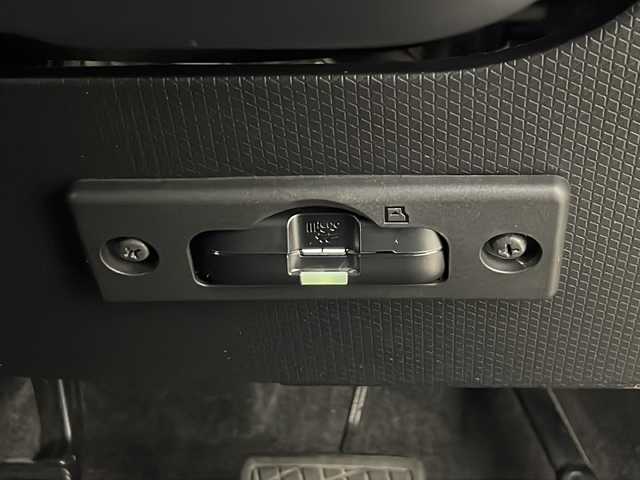 ダイハツ タント カスタム RS スタイルセレクション 秋田県 2021(令3)年 4.6万km ブラックマイカメタリック 4WD/ワンオーナー /純正ナビ /フルセグTV/純正ETC /バックカメラ/純正12.8インチ後席モニター /純正エンジンスターター /純正AW /ハーフレザーシート /純正ドライブレコーダー/LEDヘッドライト/LEDフォグライト/取扱説明書/保証書/スマートキー/スペアキー有/純正フロアマット/純正LEDルームランプ/両側パワースライドドア/オートエアコン/前席シートヒーター/ステアリングリモコン/オートライト/PWR/クルーズコントロール/革巻きステアリング/衝突被害軽減システム/クリアランスソナー/横滑り防止装置/アイドリングストップ/電格ミラー/プッシュスタート/リアサンシェード/サイドバイザー/ウィンカーミラー