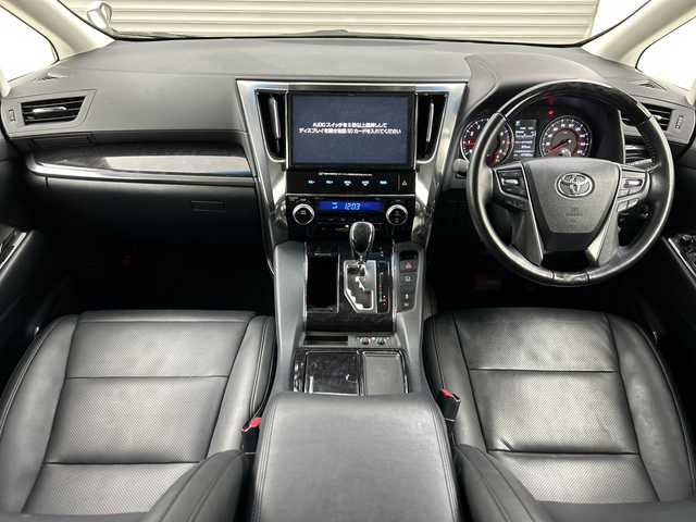 トヨタ アルファード S Cパッケージ 三重県 2018(平30)年 4.8万km ラグジュアリーホワイトパールクリスタルシャインガラスフレーク /禁煙車//純正10型SDナビ//バックカメラ//WAC//MTモード付AT//電子サイドブレーキ//ブレーキオートホールド//合皮シート//DN席シートベンチレーション//DN席パワーシート//シートメモリー//ウッドコンビステアリング//トヨタセーフティセンス//衝突軽減ブレーキ//レーントレーシングアシスト//レーダークルーズコントロール//前後クリアランスソナー//ロードサインアシスト//オートハイビーム//3眼LED//フォグ//シーケンシャルウィンカー//純正ビルトインETC//両側パワースライドドア//パワーバックドア//純正12.1型フリップダウンモニター//サイドカーテンエアバッグ