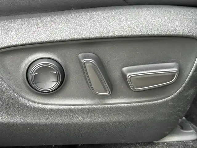 トヨタ ハリアー G 静岡県 2020(令2)年 6.6万km スレートグレーメタリック トヨタセーフティーセンス/12.3インチディスプレイオーディオ/JBLプレミアムサウンドシステム/Bluetooth/フルセグ/バックカメラ/ビルトインETC2.0/レーダークルーズコントロール/電動リアゲート/ハーフレザーシート/デジタルインナーミラー/フォグランプ/純正アルミホイール/純正フロアマット