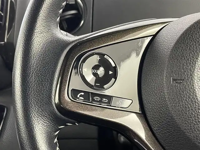 ホンダ Ｎ ＢＯＸ カスタム G L ターボ ホンダセンシング 埼玉県 2019(令1)年 6.6万km プレミアムグラマラスブロンズP 純正８型メモリナビ/　CD　DVD　Bluetooth　USB　地デジTV/バックカメラ/両側パワースライドドア/アダプティブクルーズコント/衝突被害軽減ブレーキ/レーンキープアシスト/クリアランスソナー/シートヒーター/ハーフレザーシート/ビルトインETC/オートLEDライト/フォグライト/純正１５インチアルミホイール