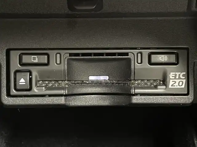 レクサス ＮＸ 350h バージョンL 道央・札幌 2023(令5)年 1万km ソニッククォーツ ・４WD/・パノラマルーフ/・メーカーナビ/・パノラミックビューモニター/・ビルトインETC2.0/・純正前後ドライブレコーダー/・レクサスセーフティプラス/・レーダークルーズコントロール/・レーンキープアシスト/・クリアランスソナー/・オートハイビーム/・BSM/・HUD/・レザーシート/・パワーシート/・シートヒーター/・シートベンチレーション/・LEDヘッドライト/・フォグライト/・オートライト/・プッシュスタート/・スマートキー