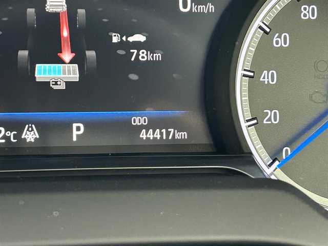 トヨタ ハリアー ハイブリッド Z 愛知県 2020(令2)年 4.5万km プレシャスブラックパール トヨタセーフティセンス/　　・プリクラッシュセーフティ/　　・レーントレーシングアシスト/　　・アダプティブクルーズコントロール/　　・アダプティブハイビーム/　　・プロアクティブドライビングアシスト/ブラインドスポットモニター/デジタルインナーミラー/ヘッドアップディスプレイ/純正12.3インチナビ/　　BT/フルセグ/JBLサウンドシステム/バックカメラ/ドライブレコーダー/ビルトインETC2.0/革巻きステアリング/ステアリングリモコン/ハーフレザーシート/パワーシート/パワーバックドア/純正LEDヘッドライト/フォグランプ