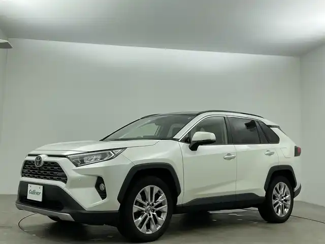 トヨタ ＲＡＶ４ G Zパッケージ 岡山県 2021(令3)年 5.8万km ホワイトパールクリスタルシャイン パノラマムーンルーフ　衝突軽減ブレーキシステム　レーダークルーズコントロール　パノラミックビューモニター　ビルトインＥＴＣ　シートヒーター　純正９インチディスプレイオーディオ　デジタルインナーミラー