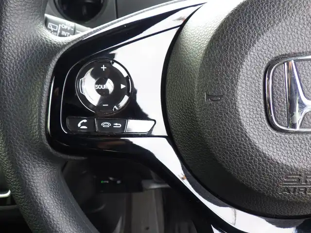 ホンダ Ｎ ＢＯＸ L 千葉県 2021(令3)年 5.7万km プラチナホワイトパール 155/65R14/ホンダセンシング/・衝突軽減ブレーキ（CMBS）/・車線維持支援システム（LKAS）/・アダプティブクルーズコントロール（ACC）/・後方誤発進抑制機能/・誤発進抑制機能/両側パワースライドドア/純正メモリーナビ/地デジTV/【DVD/CD再生機能　Bluetooth接続】/バックカメラ/ドライブレコーダー（前後撮影）/ステアリングスイッチ/LEDヘッドライト/フォグライト/ウインカーミラー/リアコーナーセンサー/純正14インチアルミホイル/サイド/カーテンエアバッグ/Honda スマートキー