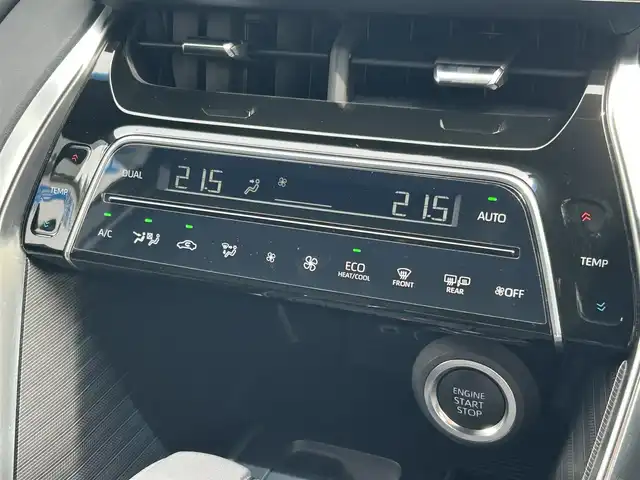 トヨタ ハリアー Z 福島県 2024(令6)年 0.4万km プレシャスブラックパール JBLプレミアムサウンド/トヨタセーフティセンス/レーンディパチャーアラート/ブラインドスポットモニター/純正メモリナビ/　【フルセグ/BT/USB/Miracast】/バックカメラ/ビルトインETC2.0/デジタルインナーミラー/電動リアゲート/ドライブレコーダー/ステアリングスイッチ/レーダークルーズコントロール/ハーフレザーシート/運転席パワーシート/LEDヘッドライト（AUTO機能付き）/　・フォグランプ/オートマチックハイビーム/ヘッドアップディスプレイ/パーキングアシスト/コーナーセンサー