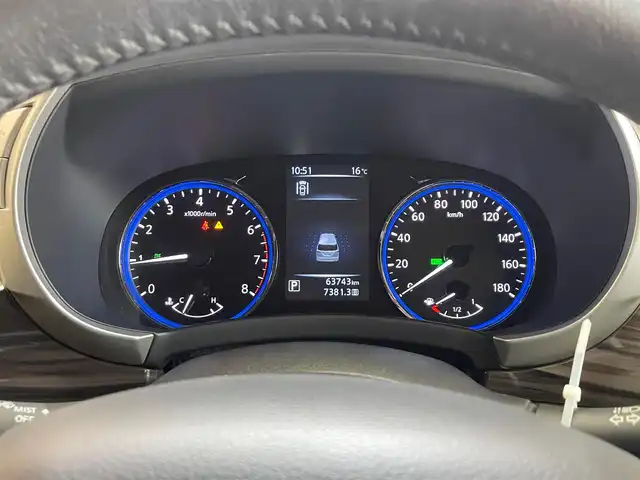日産 エルグランド 250HWS アーバンクロム 岩手県 2020(令2)年 6.4万km ファントムブラック ４WD/アラウンドビューモニター/エマージェンシーブレーキ/レーンアシスト/両側パワースライドドア/横滑り防止装置/ソナー/純正ナビ/フルセグ/ETC/LEDヘッドライト/フォグランプ/純正18インチアルミホイール/エンジンスターター
