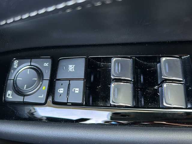 レクサス ＧＳ 300h バージョンL 岐阜県 2018(平30)年 6万km 白 /純正ナビ/(Bluetooth接続/CD/DVD/ミュージックプレイヤー)//フルセグテレビ//バックカメラ//電子制御ブレーキシステム//ビークルスタビリティコントロール//トラクションコントロール//ヒルスタートアシストコントロール//バリアブルギアレシオステアリング//ダイナミックリアステアリング//エレクトリックパワーステアリング//アダプティブバリアブルサスペンションシステム//レクサスダイナミックハンドリングシステム//ビークルダイナミクスインテグレイテッドマネージメント//レーダークルーズコントロール//レーンキーピングアシスト//クリアランスソナー//パワーバックドア//リアサンシェード//シートヒーター//ETC//プッシュスタート
