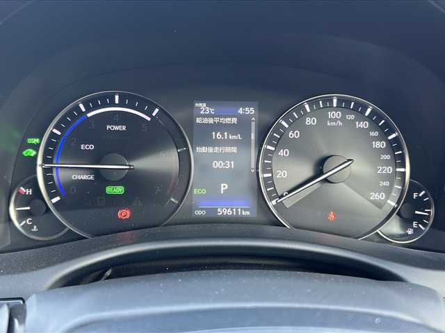 レクサス ＧＳ 300h バージョンL 岐阜県 2018(平30)年 6万km 白 /純正ナビ/(Bluetooth接続/CD/DVD/ミュージックプレイヤー)//フルセグテレビ//バックカメラ//電子制御ブレーキシステム//ビークルスタビリティコントロール//トラクションコントロール//ヒルスタートアシストコントロール//バリアブルギアレシオステアリング//ダイナミックリアステアリング//エレクトリックパワーステアリング//アダプティブバリアブルサスペンションシステム//レクサスダイナミックハンドリングシステム//ビークルダイナミクスインテグレイテッドマネージメント//レーダークルーズコントロール//レーンキーピングアシスト//クリアランスソナー//パワーバックドア//リアサンシェード//シートヒーター//ETC//プッシュスタート