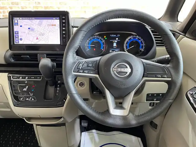 日産 ルークス X 岩手県 2023(令5)年 1.4万km スパークリングレッドM ワンオーナー/４WD/寒冷地仕様/ハンズフリーオートスライドドア/アラウンドビューモニター/エマージェンシーブレーキ/踏み間違い衝突防止アシスト/前後ソナー/ハイビームアシスト/レーンアシスト/横滑り防止装置/アイドリングストップ/シートヒーター/ステアリングヒーター/サーキュレーター/ロールサンシェード/シートバックテーブル/純正ナビ/（フルセグ/SD/Bluetooth/AM/FM）/ステアリングスイッチ/ETC/ドライブレコーダー/ヘッドライトレベライザー/14インチスチールホイール　純正ホイールキャップ