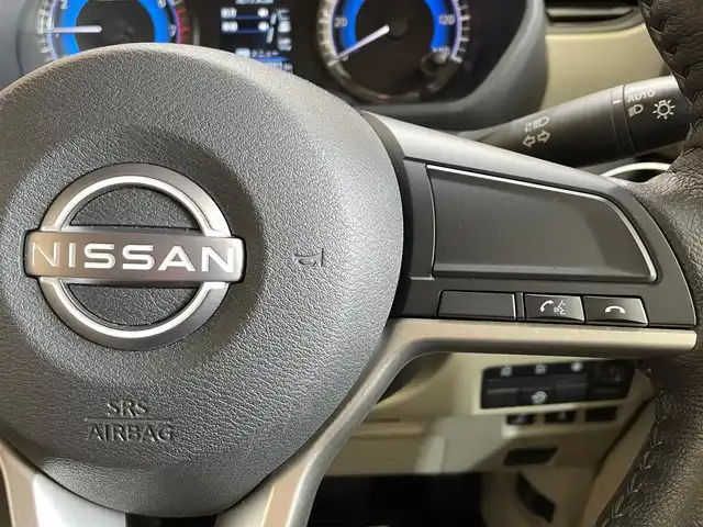 日産 ルークス X 岩手県 2023(令5)年 1.4万km スパークリングレッドM ワンオーナー/４WD/寒冷地仕様/ハンズフリーオートスライドドア/アラウンドビューモニター/エマージェンシーブレーキ/踏み間違い衝突防止アシスト/前後ソナー/ハイビームアシスト/レーンアシスト/横滑り防止装置/アイドリングストップ/シートヒーター/ステアリングヒーター/サーキュレーター/ロールサンシェード/シートバックテーブル/純正ナビ/（フルセグ/SD/Bluetooth/AM/FM）/ステアリングスイッチ/ETC/ドライブレコーダー/ヘッドライトレベライザー/14インチスチールホイール　純正ホイールキャップ