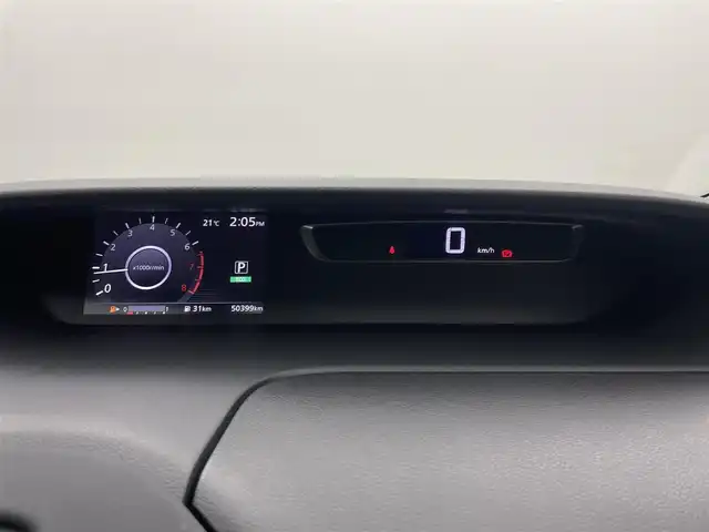 日産 セレナ ハイウェイスター プロパイロットED 岡山県 2016(平28)年 5.1万km ブリリアントホワイトパール 純正ナビ/（CD/DVD/BT/USB/フルセグ/AUX)/プロパイロット/・レーダークルーズコントロール/・レーンキープアシスト/衝突軽減ブレーキ/両側電動スライド/ビルトインＥＴＣ/バックカメラ/純正ドライブレコーダー（前）/コーナーセンサー（前後）/プッシュスタート/アイドリングストップ/スマートキー×1/純正フロアマット/純正アルミホイール/オートライト/フォグランプ/ハンズフリーオートスライド/ISOFIX/後席サンシェイド/ステアリングスイッチ/チルトステアリング/シートリフター/シートバックテーブル/ウインカーミラー/新車保証書/取扱説明書/スペアキー×1