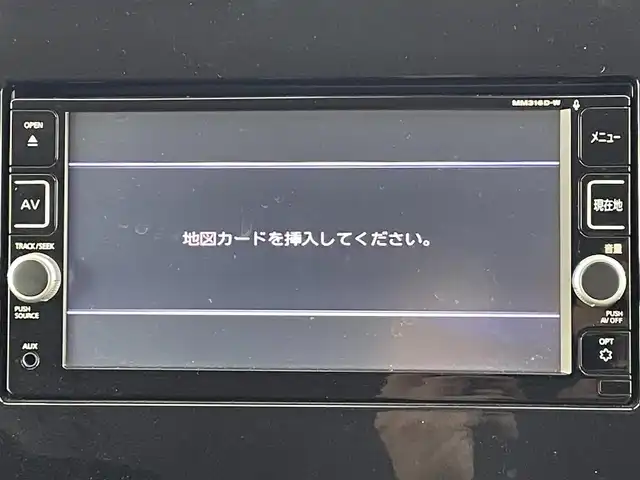 日産 セレナ ハイウェイスター プロパイロットED 大阪府 2016(平28)年 5.1万km ブリリアントホワイトパール プロパイロット/　・衝突軽減ブレーキ/　・レーダークルーズコントロール/　・レーンキープアシスト/純正ナビ/　CD/DVD/Bluetooth/USB/フルセグ/AUX/バックカメラ/両側パワースライドドア/ビルトインＥＴＣ/純正ドライブレコーダー（前）/コーナーセンサー（前後）/プッシュスタート/アイドリングストップ/スマートキー×1/純正フロアマット/純正アルミホイール/オートライト/フォグランプ/ハンズフリーオートスライド/ISOFIX/後席サンシェイド/ステアリングスイッチ/チルトステアリング/シートリフター/シートバックテーブル/ウインカーミラー