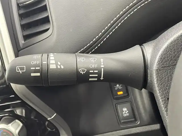 日産 セレナ ハイウェイスター プロパイロットED 大阪府 2016(平28)年 5.1万km ブリリアントホワイトパール プロパイロット/　・衝突軽減ブレーキ/　・レーダークルーズコントロール/　・レーンキープアシスト/純正ナビ/　CD/DVD/Bluetooth/USB/フルセグ/AUX/バックカメラ/両側パワースライドドア/ビルトインＥＴＣ/純正ドライブレコーダー（前）/コーナーセンサー（前後）/プッシュスタート/アイドリングストップ/スマートキー×1/純正フロアマット/純正アルミホイール/オートライト/フォグランプ/ハンズフリーオートスライド/ISOFIX/後席サンシェイド/ステアリングスイッチ/チルトステアリング/シートリフター/シートバックテーブル/ウインカーミラー