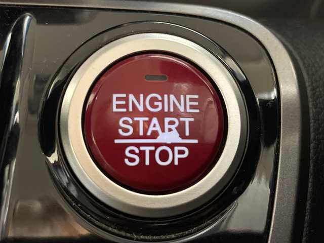 ホンダ Ｎ ＢＯＸ カスタム G ターボ Lパッケージ 神奈川県 2015(平27)年 7.7万km ミラノレッド 純正ナビ/・型番：VXM-155VFi/・フルセグTV/Bluetooth/CD/DVD/・バックカメラ/純正フリップダウンモニター/ターボ/両側パワースライドドア/クルーズコントロール/革巻きステアリング/・ステアリングリモコン/・パドルシフト/ハーフレザーシート/プッシュスタート/・スマートキー/HIDヘッドライト/・オートライト/・フォグライト/純正フロアマット/電動格納ミラー/ETC
