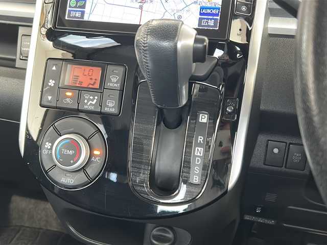 ダイハツ タント カスタム RS トップED SA 富山県 2015(平27)年 6.8万km 黒 禁煙車/４ＷＤ/純正ナビ/純正後席モニター/フルセグＴＶ/ＢＴ・ＣＤ・ＤＶＤ/バックカメラ/USB入力端子/純正１５インチＡＷ/純正フロアマット/両側電動ドア/ＥＴＣ/オートライト/LEDヘッドライト/Wエアバッグ/AAC/スマートキー