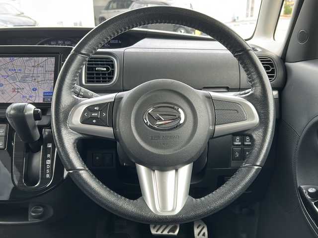 ダイハツ タント カスタム RS トップED SA 富山県 2015(平27)年 6.8万km 黒 禁煙車/４ＷＤ/純正ナビ/純正後席モニター/フルセグＴＶ/ＢＴ・ＣＤ・ＤＶＤ/バックカメラ/USB入力端子/純正１５インチＡＷ/純正フロアマット/両側電動ドア/ＥＴＣ/オートライト/LEDヘッドライト/Wエアバッグ/AAC/スマートキー