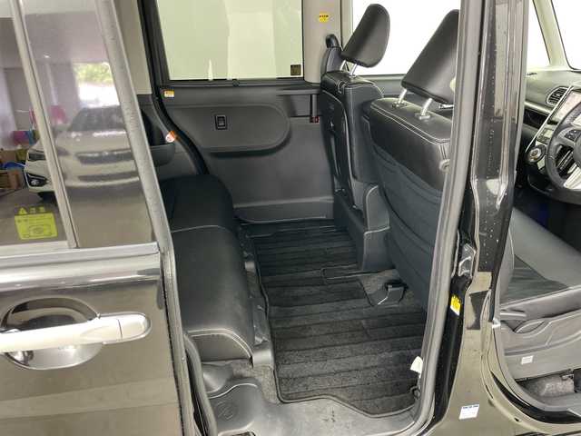 ダイハツ タント カスタム RS SA 道央・札幌 2015(平27)年 6.8万km ブラックマイカメタリック ・禁煙車/・4WD/・純正ナビ&CD&DVD&BT&SD&HDMI&iPod&USB/・純正フリップダウンモニター/・両側パワースライドドア/・バックカメラ/・衝突被害軽減ブレーキ/・横滑り防止装置/・アイドリングストップ/・ETC/・nanoe/・USB入力端子/・純正フロアマット/・電動格納ミラー/・LEDヘッドライト/・オートライト/・スマートキー/・スペアキー/・純正エンジンスターター