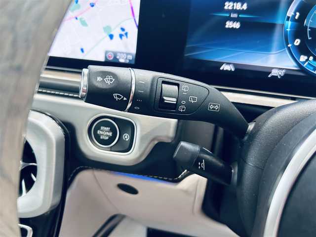 メルセデス・ベンツ ゲレンデヴァーゲン Ｇ４００ｄ AMGライン 大阪府 2021(令3)年 0.3万km ダイヤモンドホワイト マヌファクトゥーアエディション/ワンオーナー/サンルーフ/ブルメスター/レーダーセーフティ/ACC/ホワイトレザー/メモリ付きパワーシート/エアシートヒーター/純正ナビ/TV/360度カメラ/applecarplay/純正20インチAW/LEDヘッドライト/アンビエントライト/ブラインドスポット