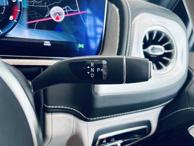 メルセデス・ベンツ ゲレンデヴァーゲン Ｇ４００ｄ AMGライン 大阪府 2021(令3)年 0.3万km ダイヤモンドホワイト マヌファクトゥーアエディション/ワンオーナー/サンルーフ/ブルメスター/レーダーセーフティ/ACC/ホワイトレザー/メモリ付きパワーシート/エアシートヒーター/純正ナビ/TV/360度カメラ/applecarplay/純正20インチAW/LEDヘッドライト/アンビエントライト/ブラインドスポット