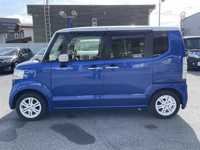 ホンダ Ｎ ＢＯＸ 2トーン SSパッケージ 山形県 2017(平29)年 6.1万km 青Ⅱ (株)IDOMが運営する【じしゃロン山形店】の自社ローン専用車両になります。/こちらは現金またはオートローンご利用時の価格です。/自社ローンご希望の方は別途その旨お申付け下さい。/GatherSDナビ/（CD/DVD/BT/TV/AM/FM）/バックカメラ/両側パワースライドドア/ビルトインETC/D/N席シートヒーター/電動格納ウィンカーミラー/ステアリングスイッチ/D/N席背面テーブル/後席サンシェード/スマートキー/プッシュスタート/横滑り防止機能