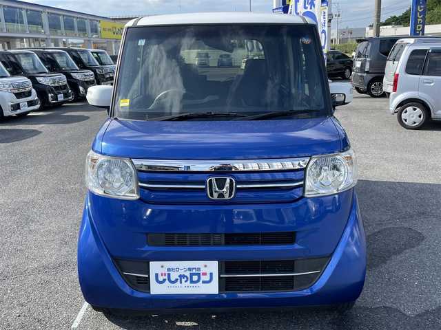 ホンダ Ｎ ＢＯＸ 2トーン SSパッケージ 山形県 2017(平29)年 6.1万km 青Ⅱ (株)IDOMが運営する【じしゃロン山形店】の自社ローン専用車両になります。/こちらは現金またはオートローンご利用時の価格です。/自社ローンご希望の方は別途その旨お申付け下さい。/GatherSDナビ/（CD/DVD/BT/TV/AM/FM）/バックカメラ/両側パワースライドドア/ビルトインETC/D/N席シートヒーター/電動格納ウィンカーミラー/ステアリングスイッチ/D/N席背面テーブル/後席サンシェード/スマートキー/プッシュスタート/横滑り防止機能