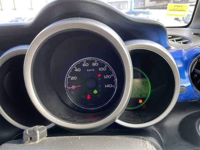 ホンダ Ｎ ＢＯＸ 2トーン SSパッケージ 山形県 2017(平29)年 6.1万km 青Ⅱ (株)IDOMが運営する【じしゃロン山形店】の自社ローン専用車両になります。/こちらは現金またはオートローンご利用時の価格です。/自社ローンご希望の方は別途その旨お申付け下さい。/GatherSDナビ/（CD/DVD/BT/TV/AM/FM）/バックカメラ/両側パワースライドドア/ビルトインETC/D/N席シートヒーター/電動格納ウィンカーミラー/ステアリングスイッチ/D/N席背面テーブル/後席サンシェード/スマートキー/プッシュスタート/横滑り防止機能