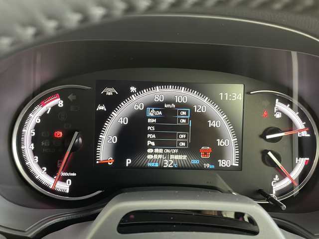 トヨタ ヴォクシー S－Z 千葉県 2025(令7)年 0.1万km未満 アティチュードブラックマイカ セーフティセンス/・プリクラッシュセーフティ/・レーントレーシングアシスト/・レーダークルーズコントロール/・ロードサインアシスト/・オートマチックハイビーム/・ドライバー異常時対応システム/・プロアクティブドライビングアシスト/・発進遅れ告知機能/10.5型ディスプレイオーディオプラス/・車載メモリーナビ/・DVD/CD/・地デジTV/・12スピーカー/・USB/HDMI入力/・Apple CarPlay/Android Auto/・ETC2.0ユニット/ブラインドスポットモニター/パワーバックドア/両側パワースライドドア/三眼LEDヘッドライト