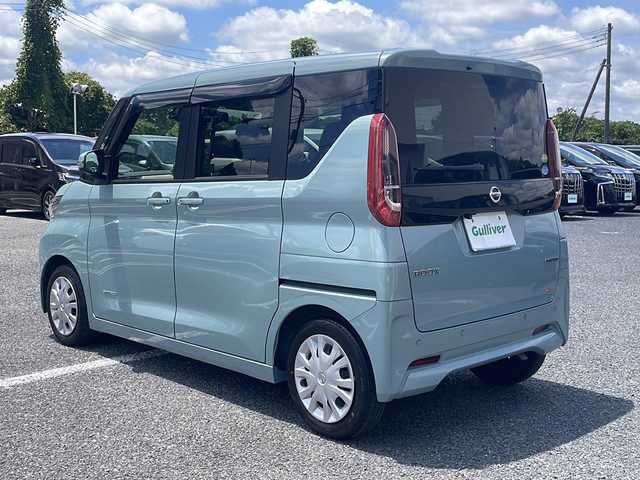 日産 ルークス X 千葉県 2020(令2)年 2.6万km ソーダブルーM ソーダブルー色 ９型ナビＭＭ３２０Ｄ－Ｌ　全方位カメラ　両側パワースライドドア　ハンズフリーオートスライドドア　ナビ連動ドラレコ　ＥＴＣ　ＵＳＢ　リアサーキュレーター　全方位カメラ付きルームミラー