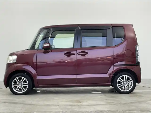 ホンダ Ｎ ＢＯＸ G Lパッケージ 群馬県 2014(平26)年 6.8万km プレミアムディープロッソパール 禁煙車　社外ナビ　CD　DVD　USB　AUX　ワンセグ　バックカメラ　片側パワースライドドア　オートエアコン　ヘッドライトレベライザー　電格ミラー　ステアリングリモコン　プッシュスタートスマートキー