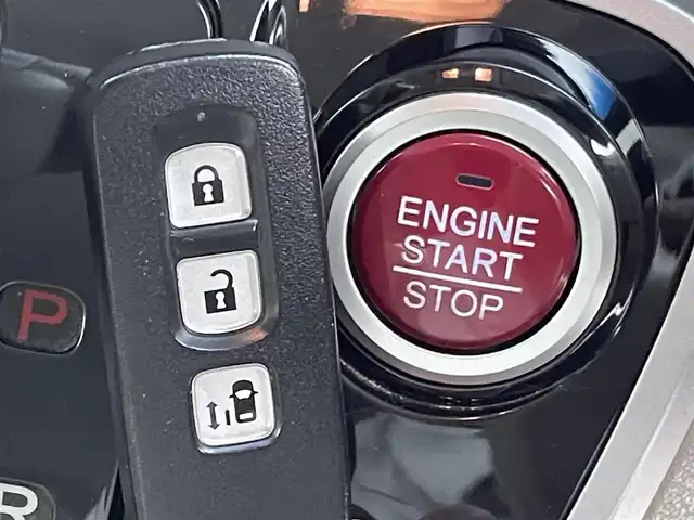 ホンダ Ｎ ＢＯＸ G Lパッケージ 群馬県 2014(平26)年 6.8万km プレミアムディープロッソパール 禁煙車　社外ナビ　CD　DVD　USB　AUX　ワンセグ　バックカメラ　片側パワースライドドア　オートエアコン　ヘッドライトレベライザー　電格ミラー　ステアリングリモコン　プッシュスタートスマートキー