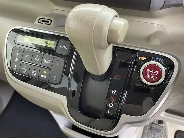 ホンダ Ｎ ＢＯＸ G Lパッケージ 群馬県 2014(平26)年 6.8万km プレミアムディープロッソパール 禁煙車　社外ナビ　CD　DVD　USB　AUX　ワンセグ　バックカメラ　片側パワースライドドア　オートエアコン　ヘッドライトレベライザー　電格ミラー　ステアリングリモコン　プッシュスタートスマートキー