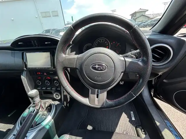スバル ＢＲＺ S 香川県 2012(平24)年 6.2万km クリスタルブラックシリカ 社外ナビ/Stiマフラー/ハーフレザーシート/シートヒーター/革巻きステアリング/パドルシフト/HIDライト/フォグライト/リアフォグライト/スマートキー/プッシュスタート