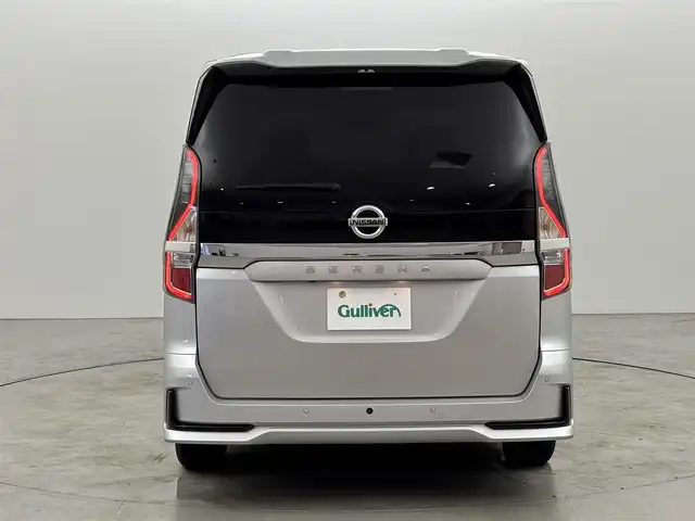 日産 セレナ e－パワー ハイウェイスター G 福岡県 2022(令4)年 5.2万km ブリリアントシルバー 後席モニター　/純正１０型ナビ　/全方位カメラ　/プロパイロット　/セーフティパックＡ　/両電動スライドドア　/ＢＳＭ　/ドライブモード　/デジタルルームミラー　/ＴＶキャンセラー　/ドラレコ　/ＥＴＣ　/純正アルミホイール
