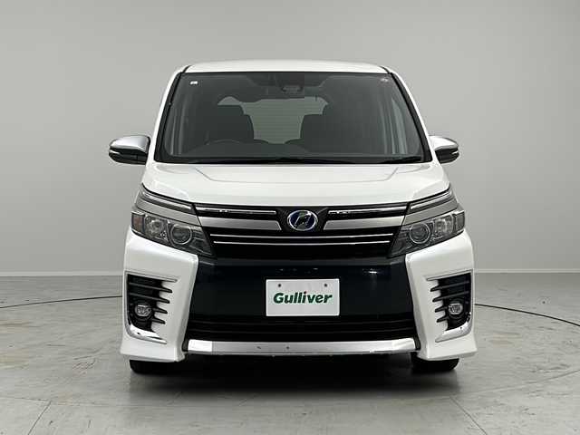トヨタ ヴォクシー ハイブリッド ZS 煌Ⅱ 茨城県 2016(平28)年 7.8万km ホワイトパールクリスタルシャイン 純正１０インチナビ　ETC　ドラレコ　両側電動スライドドア　バックカメラ　レーンキープアシスト　衝突軽減ブレーキ　オートライト　LED　純正アルミホイール　