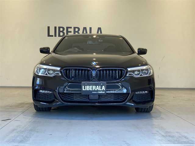 ＢＭＷ ５２３ｄ ED ミッション:インポッシブル 熊本県 2019(平31)年 6.5万km サファイアブラックP 限定車：エディション・ミッションインポッシブル/純正HDDナビ/360°カメラ/コーナーセンサー/ハーマンカードンプレミアムサラウンドシステム/Bluetooth/USB/DVD/CD/フルセグTV/アダプティブクルーズコントロール/ヘッドアップディスプレイ/インテリジェントセーフティー/オートマチックハイビーム/パワートランクドア/オートホールドアシスト/LEDヘッドライト/LEDフォグライト/ドライブレコーダー/ETC2.0/【EDミッションインポッシブル/ブラック・サファイア（475）】