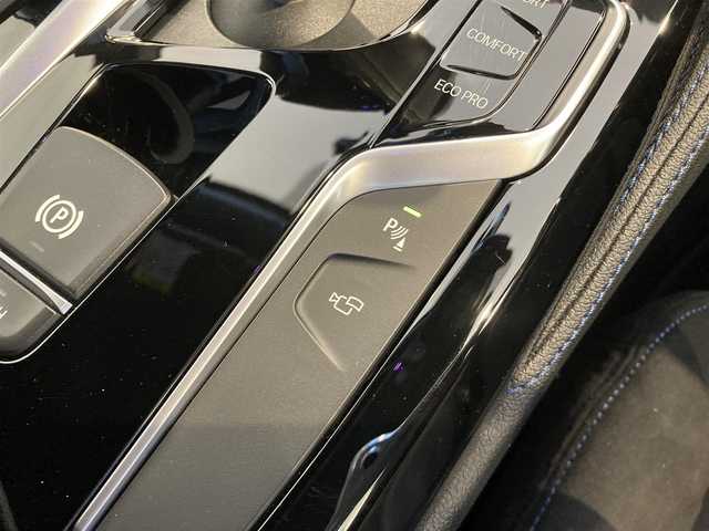 ＢＭＷ ５２３ｄ ED ミッション:インポッシブル 熊本県 2019(平31)年 6.5万km サファイアブラックP 限定車：エディション・ミッションインポッシブル/純正HDDナビ/360°カメラ/コーナーセンサー/ハーマンカードンプレミアムサラウンドシステム/Bluetooth/USB/DVD/CD/フルセグTV/アダプティブクルーズコントロール/ヘッドアップディスプレイ/インテリジェントセーフティー/オートマチックハイビーム/パワートランクドア/オートホールドアシスト/LEDヘッドライト/LEDフォグライト/ドライブレコーダー/ETC2.0/【EDミッションインポッシブル/ブラック・サファイア（475）】