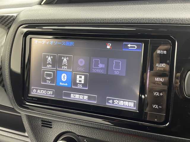 トヨタ ヴィッツ RS G’s スマートパッケージ 宮城県 2015(平27)年 7.1万km ホワイトパールクリスタルシャイン 禁煙車/純正エアロ（S）/純正7インチSDナビ/・BT.CD.DVD.AM.FM.SD/フルセグテレビ/ビルトインETC/プッシュスタート/スマートキー（2本）/パドルシフト/革巻きステアリング/ステアリングスイッチ/ハーフレザーシート/純正フロアマット/純正17インチアルミホイール/リアフォグ/LEDヘッドライト/LEDフォグランプ/冬タイヤ積込