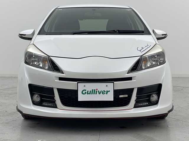 トヨタ ヴィッツ RS G’s スマートパッケージ 宮城県 2015(平27)年 7.1万km ホワイトパールクリスタルシャイン 禁煙車/純正エアロ（S）/純正7インチSDナビ/・BT.CD.DVD.AM.FM.SD/フルセグテレビ/ビルトインETC/プッシュスタート/スマートキー（2本）/パドルシフト/革巻きステアリング/ステアリングスイッチ/ハーフレザーシート/純正フロアマット/純正17インチアルミホイール/リアフォグ/LEDヘッドライト/LEDフォグランプ/冬タイヤ積込