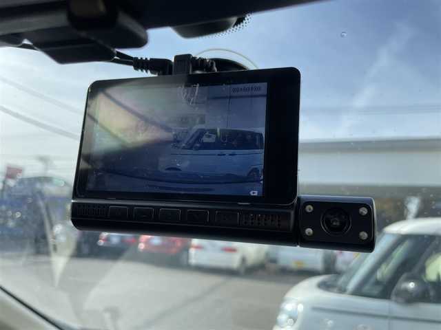 日産 セレナ ハイウェイスター S HV エアロ 新潟県 2013(平25)年 7.1万km スーパーブラック メモリナビ/ワンセグテレビ/純正ホイール夏タイヤ装着/ウィンカーミラー/クルーズコントロール/ドアバイザー/プッシュスタート/片側パワースライドドア/ETC/ドライブレコーダー/純正フロアマット/電動格納ドアミラー/スペアキー1個