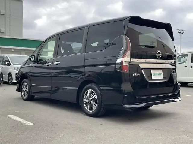 日産 セレナ e－パワー ハイウェイスター V 東京都 2020(令2)年 2.7万km ダイヤモンドブラック アラウンドビューモニター　/両側電動スライドドア　/純正１０インチナビ　/・フルセグ　/・Ｂｌｕｅｔｏｏｔｈ　/・ＣＤ／ＤＶＤ再生　/プロパイロット　/・オートクルーズ　/・ブラインドスポットモニター　/・クリアランスソナー