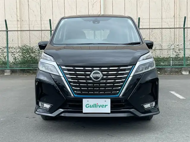 日産 セレナ e－パワー ハイウェイスター V 東京都 2020(令2)年 2.7万km ダイヤモンドブラック アラウンドビューモニター　/両側電動スライドドア　/純正１０インチナビ　/・フルセグ　/・Ｂｌｕｅｔｏｏｔｈ　/・ＣＤ／ＤＶＤ再生　/プロパイロット　/・オートクルーズ　/・ブラインドスポットモニター　/・クリアランスソナー