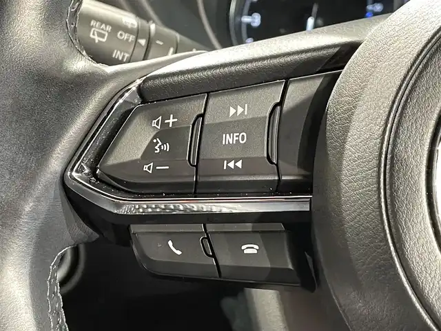 マツダ ＣＸ－５ XD エクスクルーシブモード 愛知県 2019(令1)年 6.8万km ソウルレッドクリスタルM 純正８インチナビ　/(FM/AM/USB/フルセグTV/CD・DVD再生/AUX/スマートフォン連携）/BOSEサウンド/３６０°ビューモニター　/衝突軽減ブレーキ　/レーダークルーズコントロール　/シートヒーター　/ＥＴＣ　/LEDヘッドライト/LEDフォグランプ/電動バックドア/ステアリングヒーター　/ＣＤ・ＤＶＤデッキ　/前後ドライブレコーダー/ブラインドスポットモニター　/ヘッドアップディスプレイ/レーンキープアシスト/コーナーセンサー/D席メモリ機能付パワーシート　/電動パーキングブレーキ/アイドリングストップ/純正フロアマット/プッシュスタート/　　-スマートキー