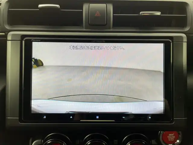 スバル ＢＲＺ STIスポーツ 群馬県 2024(令6)年 1.3万km アイスシルバーメタリック Brembo製フロント(17インチ対向4ポッド)/リヤ(17インチ対向2ポッド)ベンチレーテッドディスクブレーキ(ゴールドキャリパー)/STIフルエアロ(フロント/サイド/リア/リアアンダー)/BBS18インチアルミホイール/HKSマフラー/HKSエアクリーナー/HKS車高調/＝＝＝＝＝/純正9インチナビ/・AM/FM/CD/DVD/USB/Bluetooth/フルセグTV/＝＝＝＝＝/純正９インチナビ　Ｂｒｅｍｂｏキャリパー　ＳＴＩフルエアロ　ＢＢＳアルミホイール　ＨＫＳマフラー　ＨＫＳエアクリーナー　ＨＫＳ車高調　アイサイト　バックカメラ　ドライブレコーダー　ＥＴＣ２．０　禁煙車