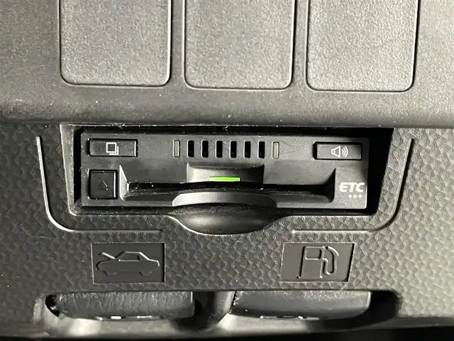 トヨタ ルーミー カスタムG－T 愛知県 2018(平30)年 6.6万km ブラックマイカメタリック 純正ナビ　バックカメラ　両側パワスラ　禁煙　フルセグ　ＤＶＤ　クルコン　ドラレコ　ＥＴＣ　スマートアシスト　シートヒーター　衝突軽減　ＬＥＤオートライト　フォグ　純正フロアマット　Bluetooth　純正１５インチAW　アイドリングストップ　スマートキー　プッシュスタート　