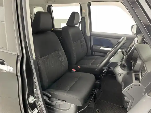 トヨタ ルーミー カスタムG－T 愛知県 2018(平30)年 6.6万km ブラックマイカメタリック 純正ナビ　バックカメラ　両側パワスラ　禁煙　フルセグ　ＤＶＤ　クルコン　ドラレコ　ＥＴＣ　スマートアシスト　シートヒーター　衝突軽減　ＬＥＤオートライト　フォグ　純正フロアマット　Bluetooth　純正１５インチAW　アイドリングストップ　スマートキー　プッシュスタート　