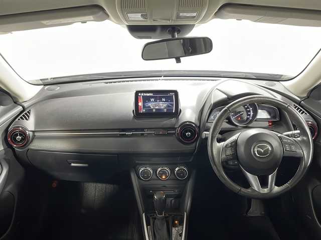 マツダ ＣＸ－３ XD 広島県 2015(平27)年 6万km メテオグレーマイカ 純正ナビ/バックカメラ/BOSEプレミアムサウンドシステム/クルーズコントロール/ＥＴＣ/ＬＥＤヘッドライト/ＤＶＤ/フルセグ/ＭＴモード付ＡＴシフト/衝突被害軽減/オートライト/踏み間違い防止/カーテンエアバッグ/純正１６インチアルミホイール(215/60/R16)/エアバッグ(運転席/助手席/サイド/カーテン)